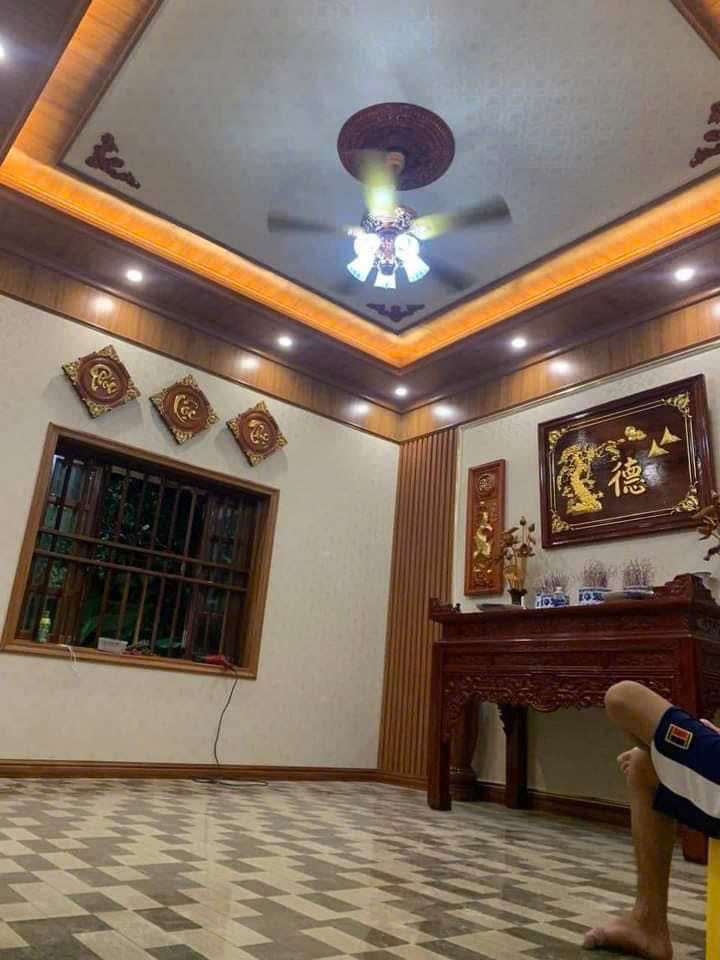 ỐP TƯỜNG NANO PHÒNG THỜ